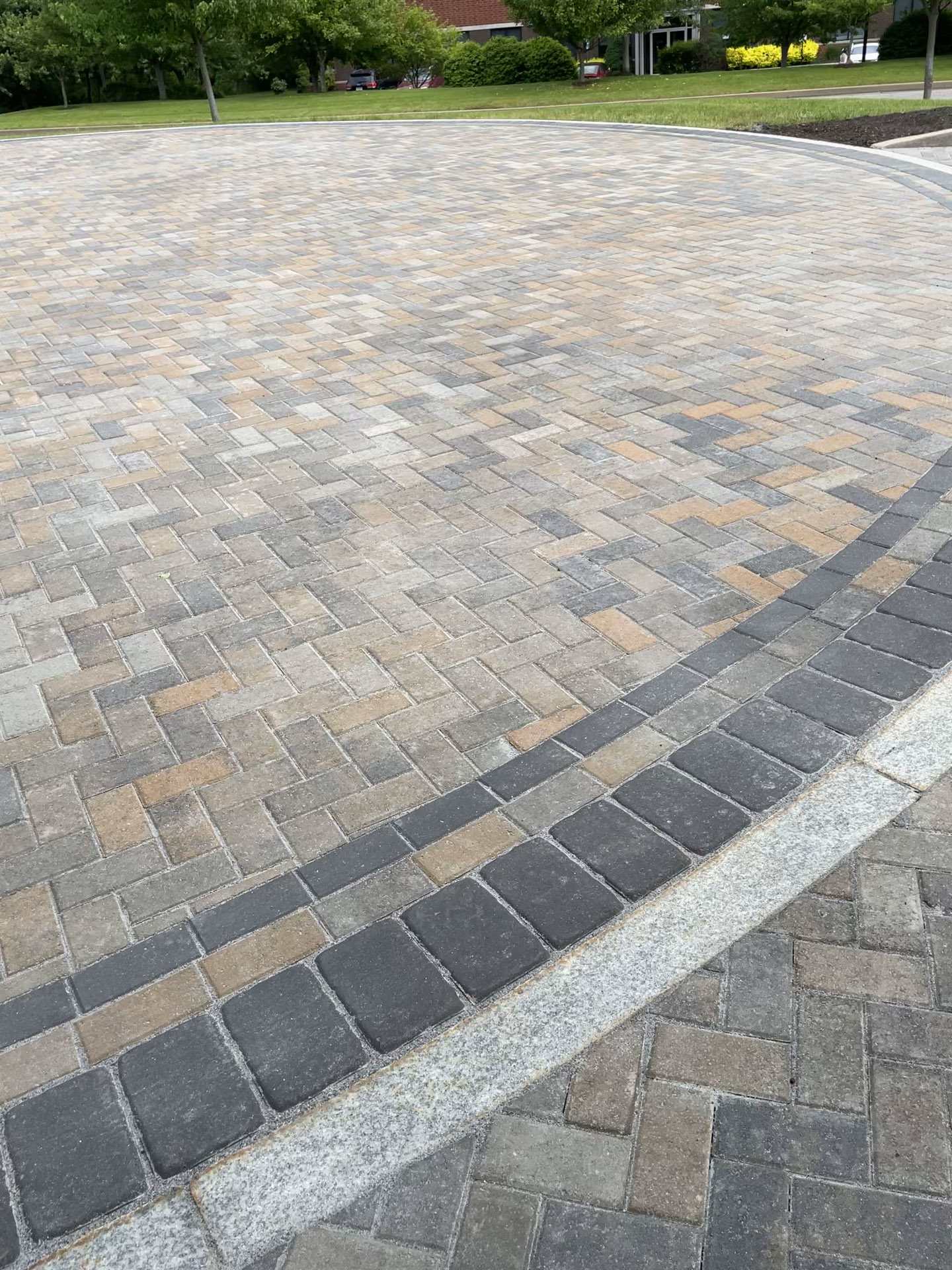 Why Paving Stones Are a Superior Choice for Driveways